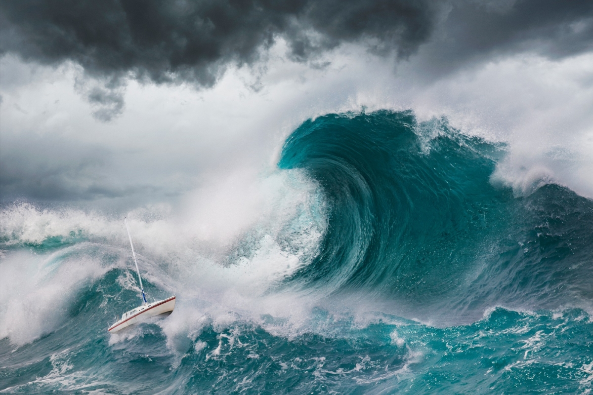 rogue-waves-are-extreme-waves-that-can-cause-damage